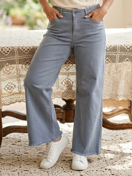 Toad&Co Woman’s Balsam Seeded Cutoff Pant Organic Cotton Blue Size 10 Wide Crop